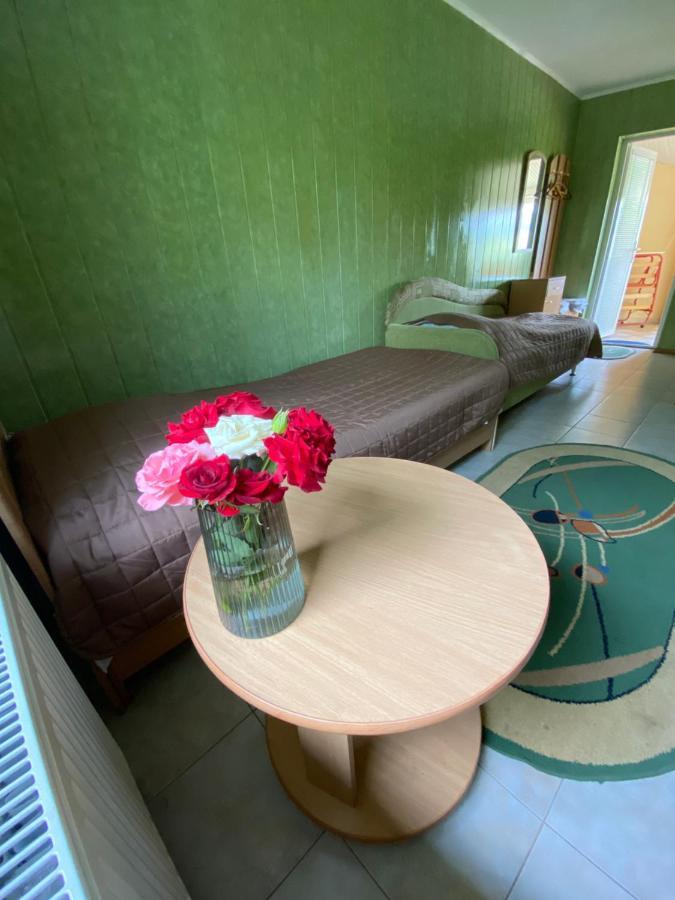 Constancia Hotel คาเมียเนตส์-โปดิลสกี ภายนอก รูปภาพ