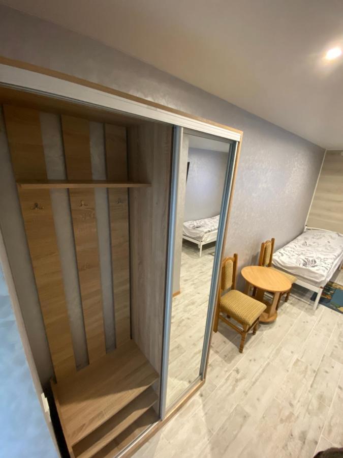Constancia Hotel คาเมียเนตส์-โปดิลสกี ภายนอก รูปภาพ